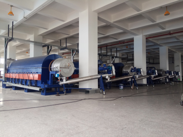 名稱(chēng)：焙燒電池負(fù)極材料，規(guī)格：?0.65x7.2米間接電加熱