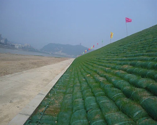 生態(tài)袋護坡